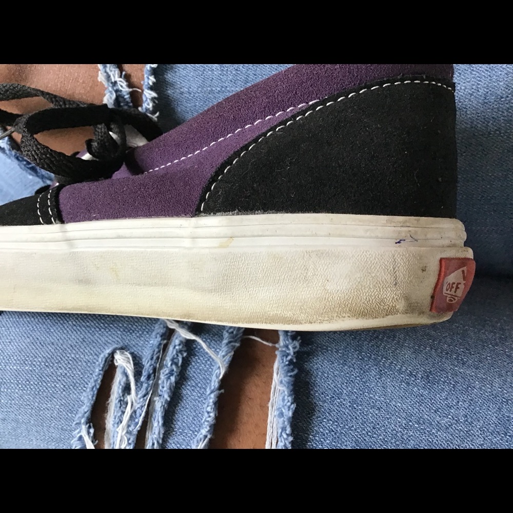 Vans - Picture 6 of 7